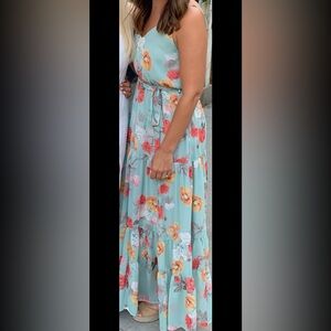 Vici Elegant Dress with Subtle Hues